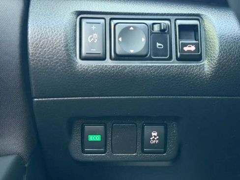 Used 2019 Nissan Sentra SV FWD image 14