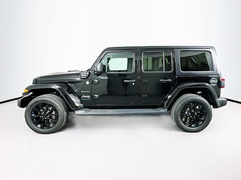Used 2023 Jeep Wrangler Unlimited Sahara AWD/4WD image 4