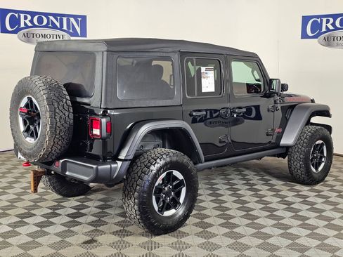 Used 2022 Jeep Wrangler Unlimited Rubicon w/ Cold Weather Group image 5
