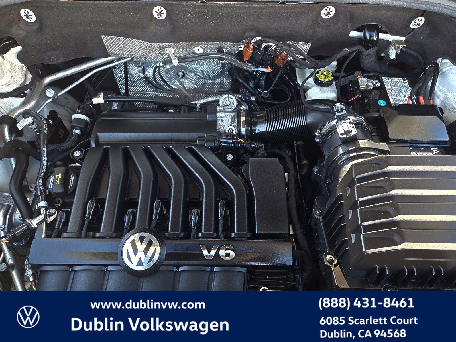 Certified 2023 Volkswagen Atlas Cross Sport SE w/ Black Wheel Package FWD image 25