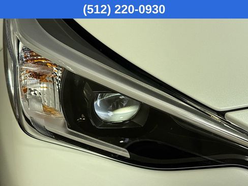 Used 2025 Subaru Crosstrek 2.0i Premium image 38