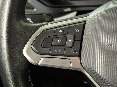 Used 2022 Volkswagen Taos SEL image 22