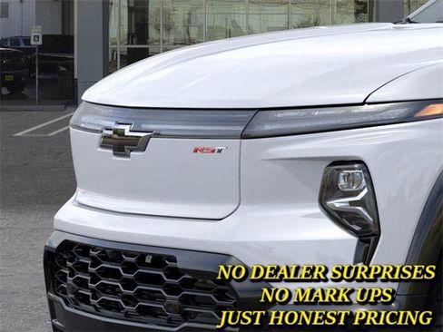 New 2025 Chevrolet Silverado EV RST image 13