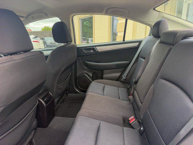Used 2017 Subaru Legacy 2.5i Premium AWD/4WD image 6