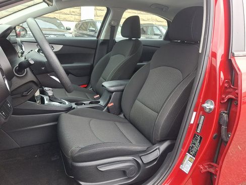 Used 2023 Kia Forte LXS image 12