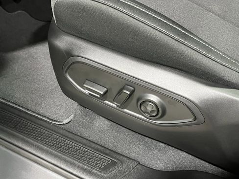 Certified 2025 Jeep Grand Cherokee Laredo X w/ Luxury Tech Group I image 21