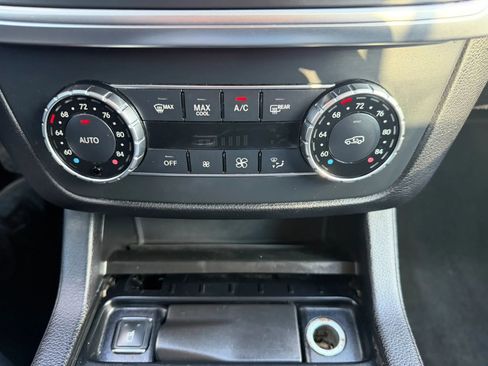 Used 2016 Mercedes-Benz GL 450 4MATIC image 19