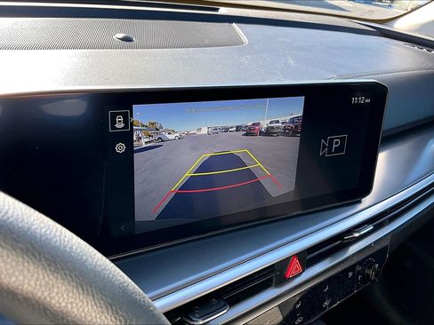 Used 2024 Kia Sorento LX image 22