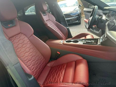 Used 2023 Audi RS e-tron GT quattro image 23