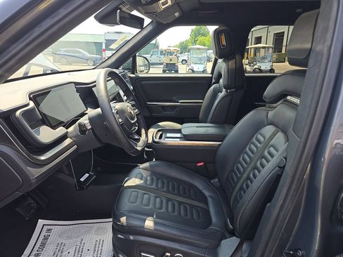 Used 2025 Rivian R1S Adventure AWD/4WD image 6
