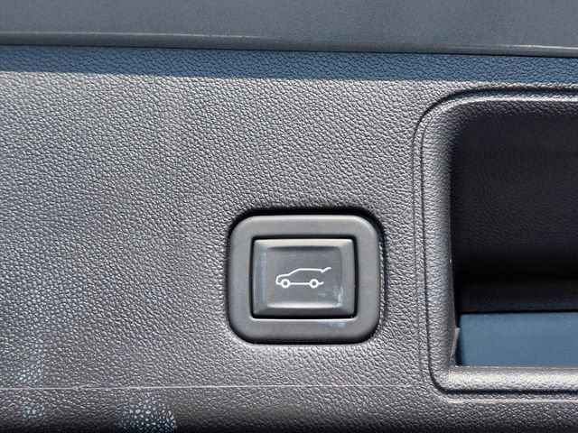 Used 2023 GMC Terrain Denali AWD/4WD image 16