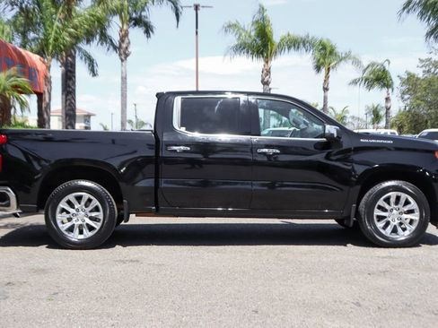 Used 2019 Chevrolet Silverado 1500 LTZ w/ LTZ Premium Package RWD image 11