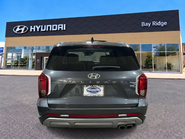 Used 2024 Hyundai Palisade Limited AWD/4WD image 5