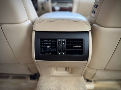Used 2017 Lexus LS 460 AWD w/ Comfort Package image 26