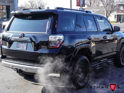 Used 2024 Toyota 4Runner TRD Off-Road Premium image 23