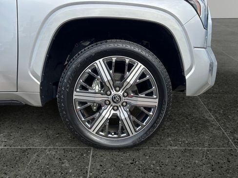 Used 2023 Toyota Tundra Capstone AWD/4WD image 9