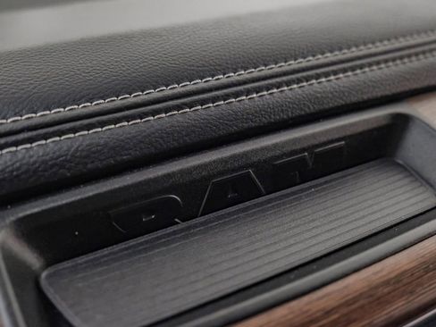 Used 2017 RAM 2500 Laramie w/ Off Road Package image 30