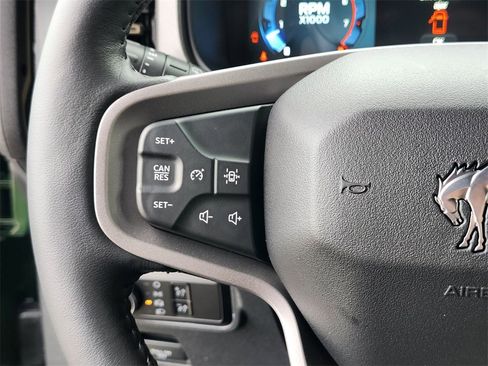 New 2025 Ford Bronco Badlands image 28