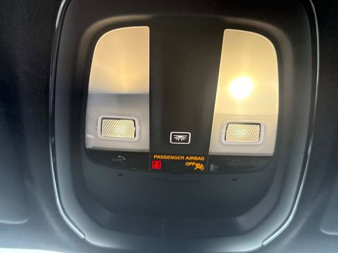 Certified 2024 Volvo C40 P8 Recharge Ultimate w/ Protection Package Premier image 26