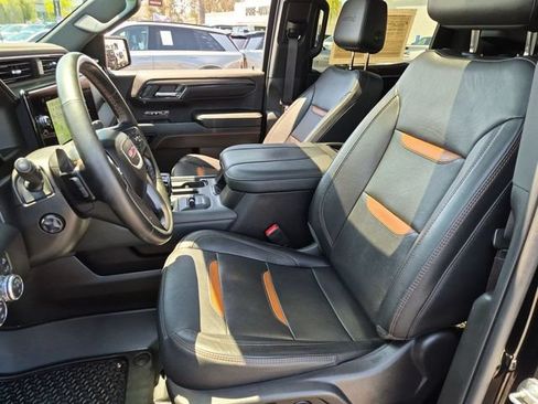Used 2023 GMC Sierra 1500 AT4 w/ AT4 Premium Package AWD/4WD image 21