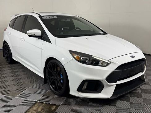 Used 2017 Ford Focus RS image 10