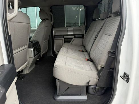 Used 2021 Ford F350 XLT w/ XLT Premium Package AWD/4WD image 9