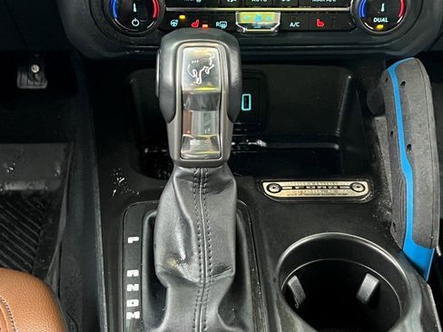 Used 2022 Ford Bronco Outer Banks image 16