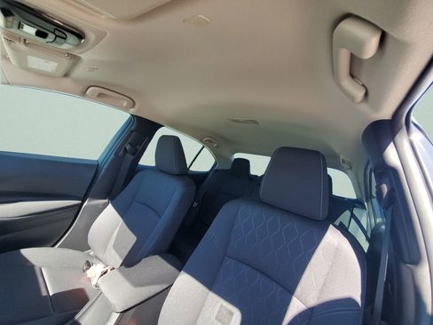 Used 2025 Toyota Corolla LE w/ Convenience Package image 20