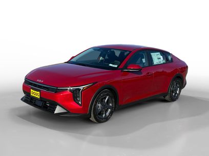 New 2025 Kia K4 LXS