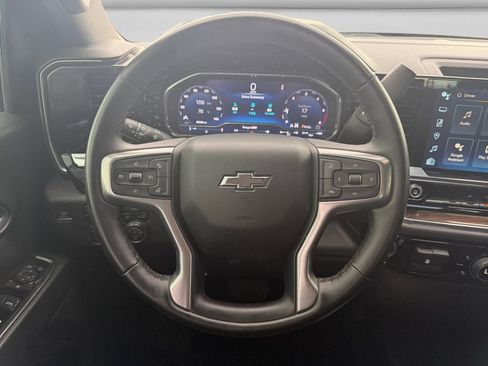 Used 2024 Chevrolet Silverado 1500 RST AWD/4WD image 12
