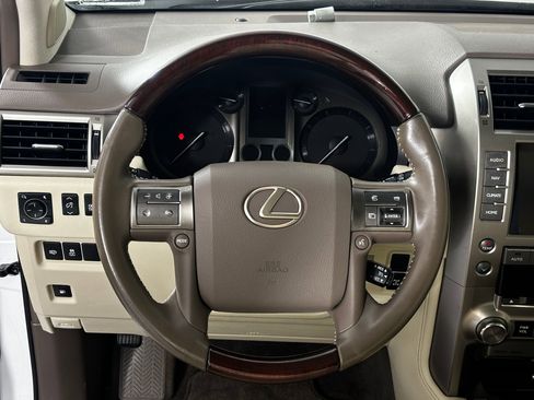 Used 2019 Lexus GX 460 Premium image 15