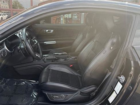 Used 2018 Ford Mustang Premium w/ Equipment Group 201A RWD image 19