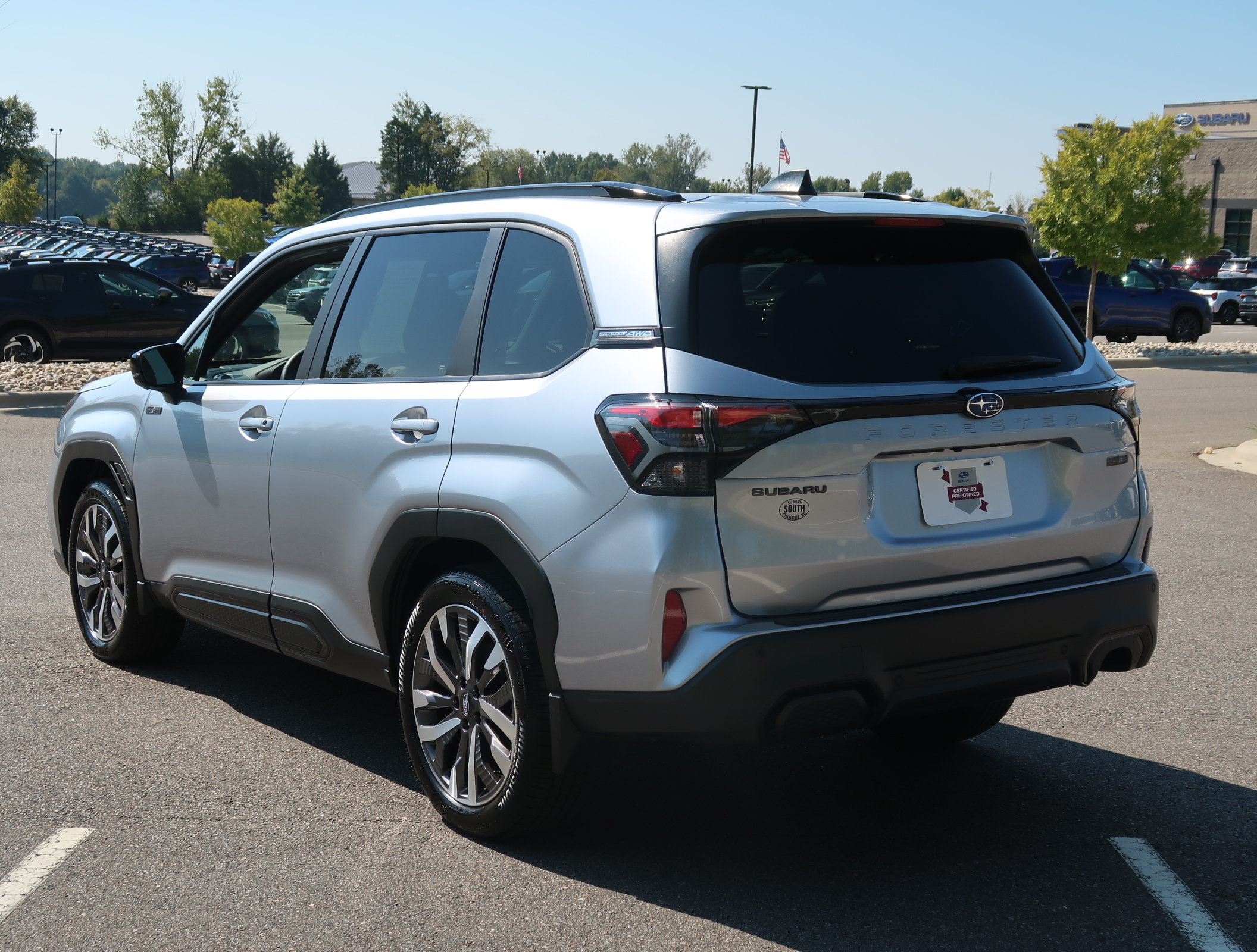 Certified 2026 Subaru Forester Touring w/ Touring Hybrid Package AWD/4WD image 6