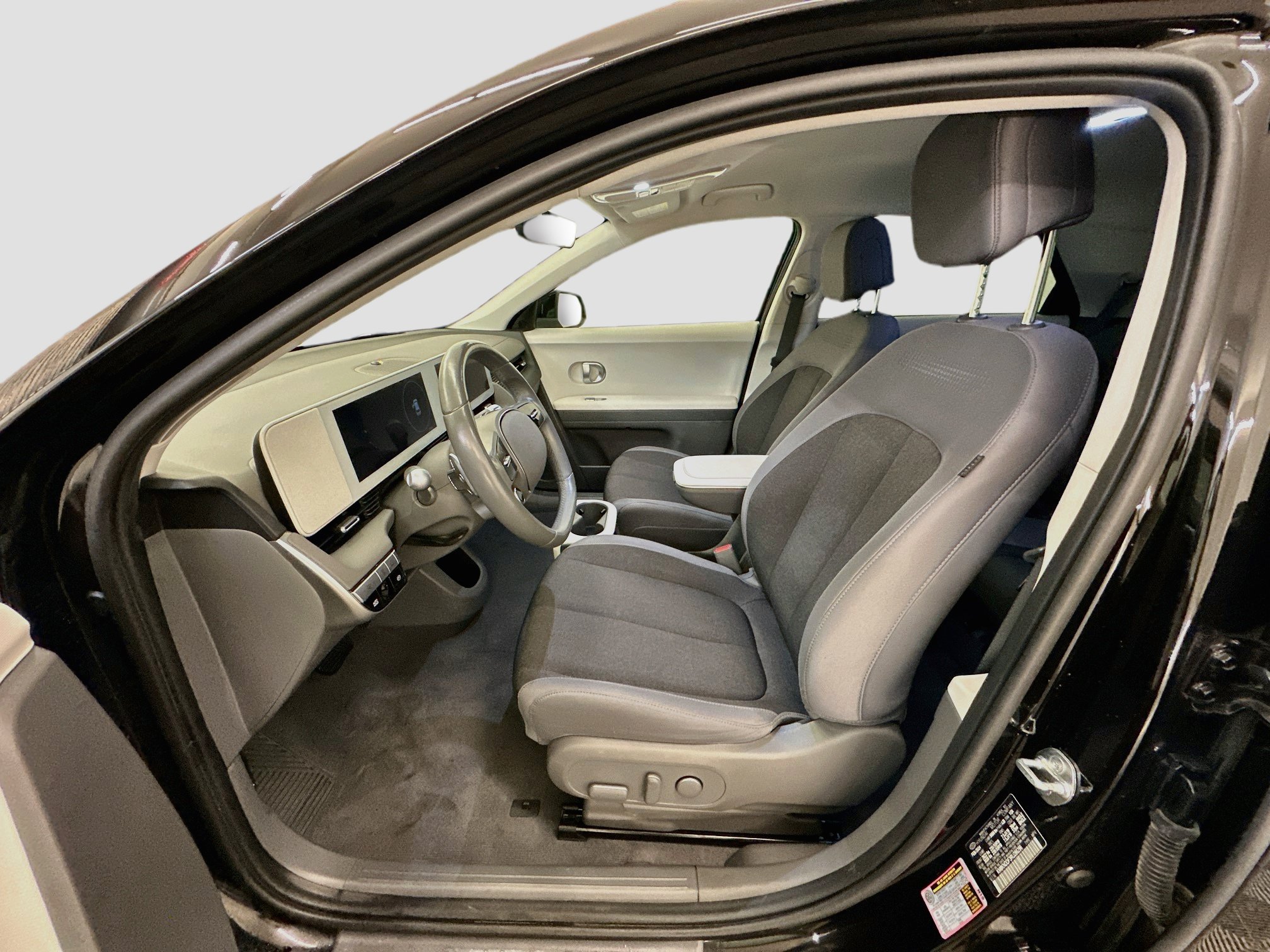 Used 2024 Hyundai Ioniq 5 SEL AWD/4WD image 13