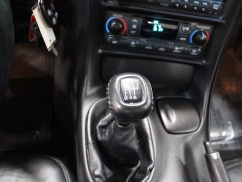 Used 2002 Chevrolet Corvette Z06 w/ Memory Pkg RWD image 22