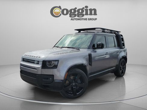 Used 2024 Land Rover Defender 110 X-Dynamic SE image 2