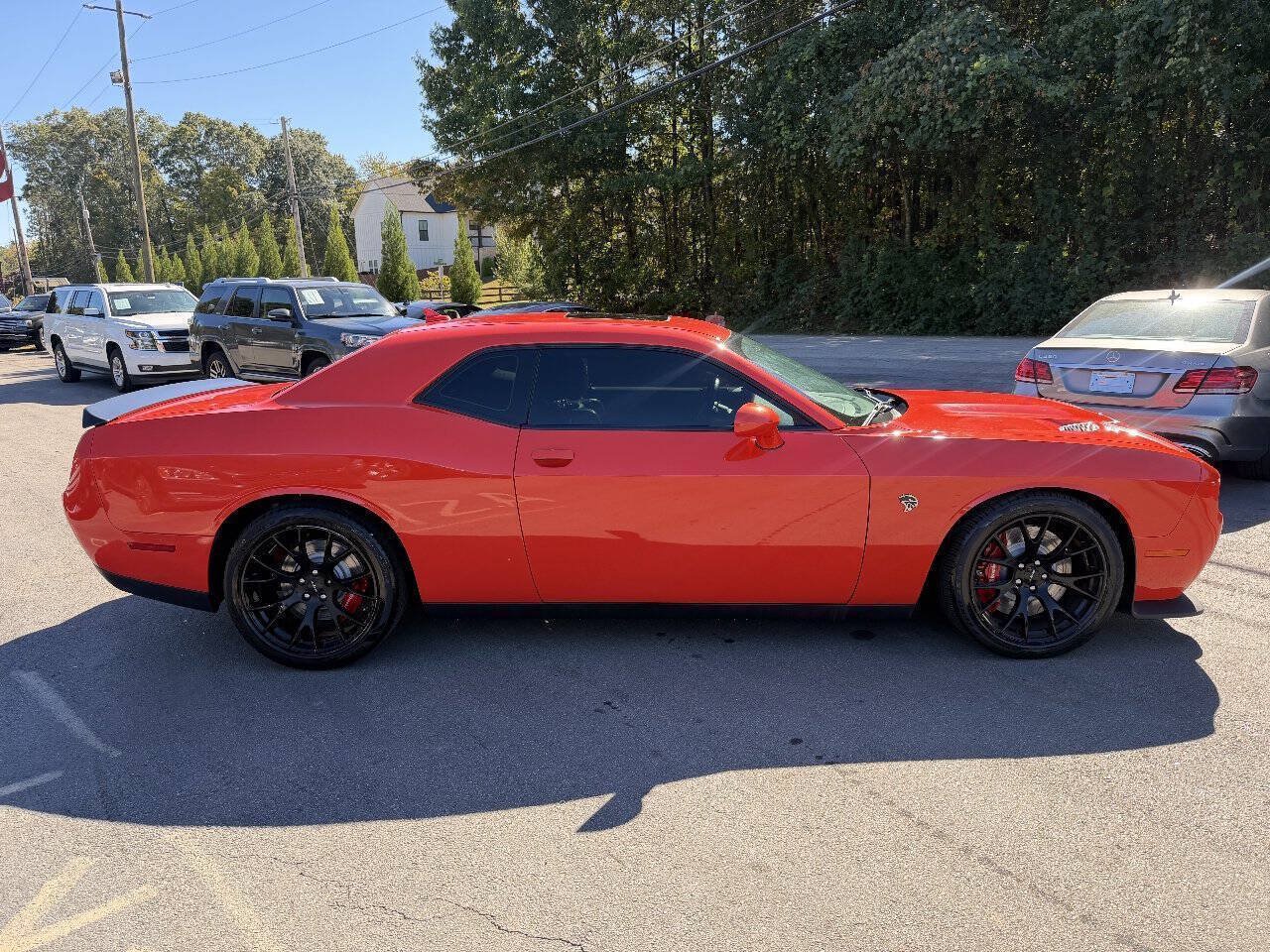 Used 2016 Dodge Challenger SRT Hellcat RWD image 4