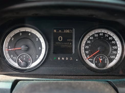 Used 2015 RAM 1500 Big Horn RWD image 29