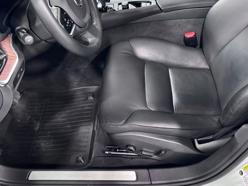 Certified 2024 Volvo S60 T8 Plus w/ Climate Package AWD/4WD image 11