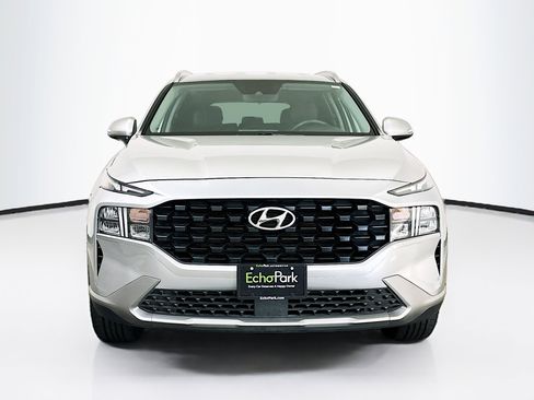 Used 2023 Hyundai Santa Fe SEL image 2