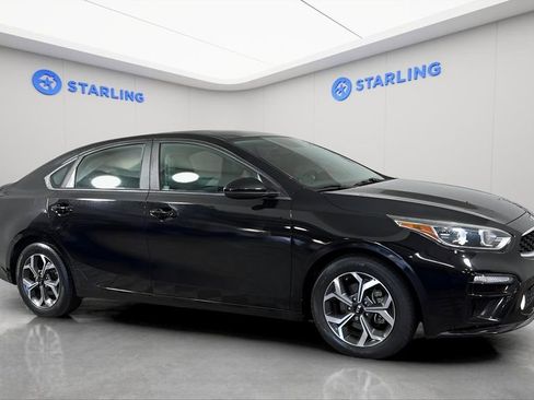 Used 2019 Kia Forte LXS image 12