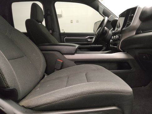 Used 2020 RAM 1500 Big Horn AWD/4WD image 21