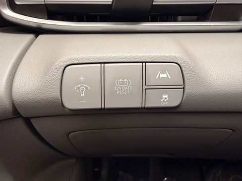 Used 2023 Hyundai Elantra Blue FWD image 26
