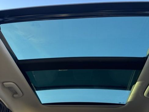 Used 2024 Hyundai Tucson Limited image 36