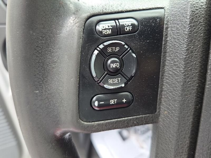 Used 2014 Ford F250 XL w/ Power Equipment Group RWD image 26