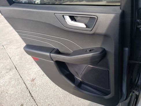 Used 2024 Ford Escape ST-Line image 21