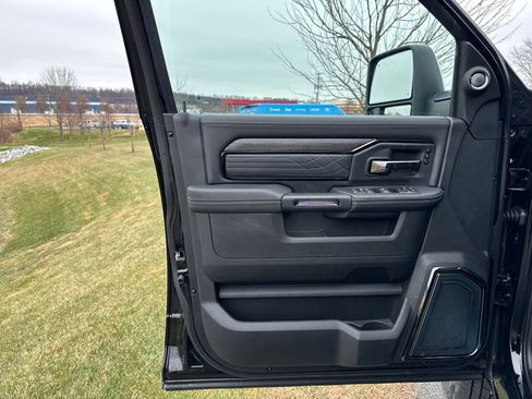 New 2026 RAM 3500 Limited image 28