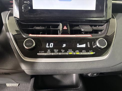 Used 2026 Toyota Corolla LE FWD image 19