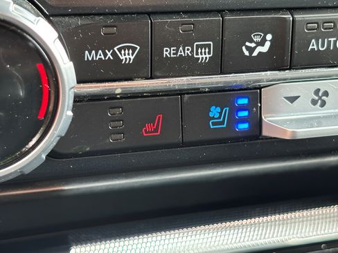 Used 2023 Ford F150 Lariat w/ Equipment Group 502A High AWD/4WD image 10