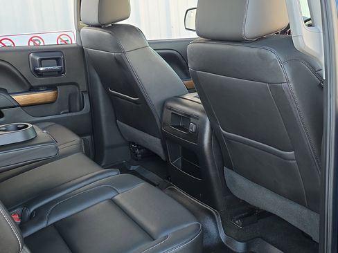 Used 2016 Chevrolet Silverado 1500 LTZ w/ LTZ Plus Package image 28
